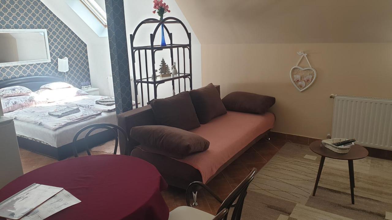Gréta Apartman Hajdúszoboszló Exterior foto